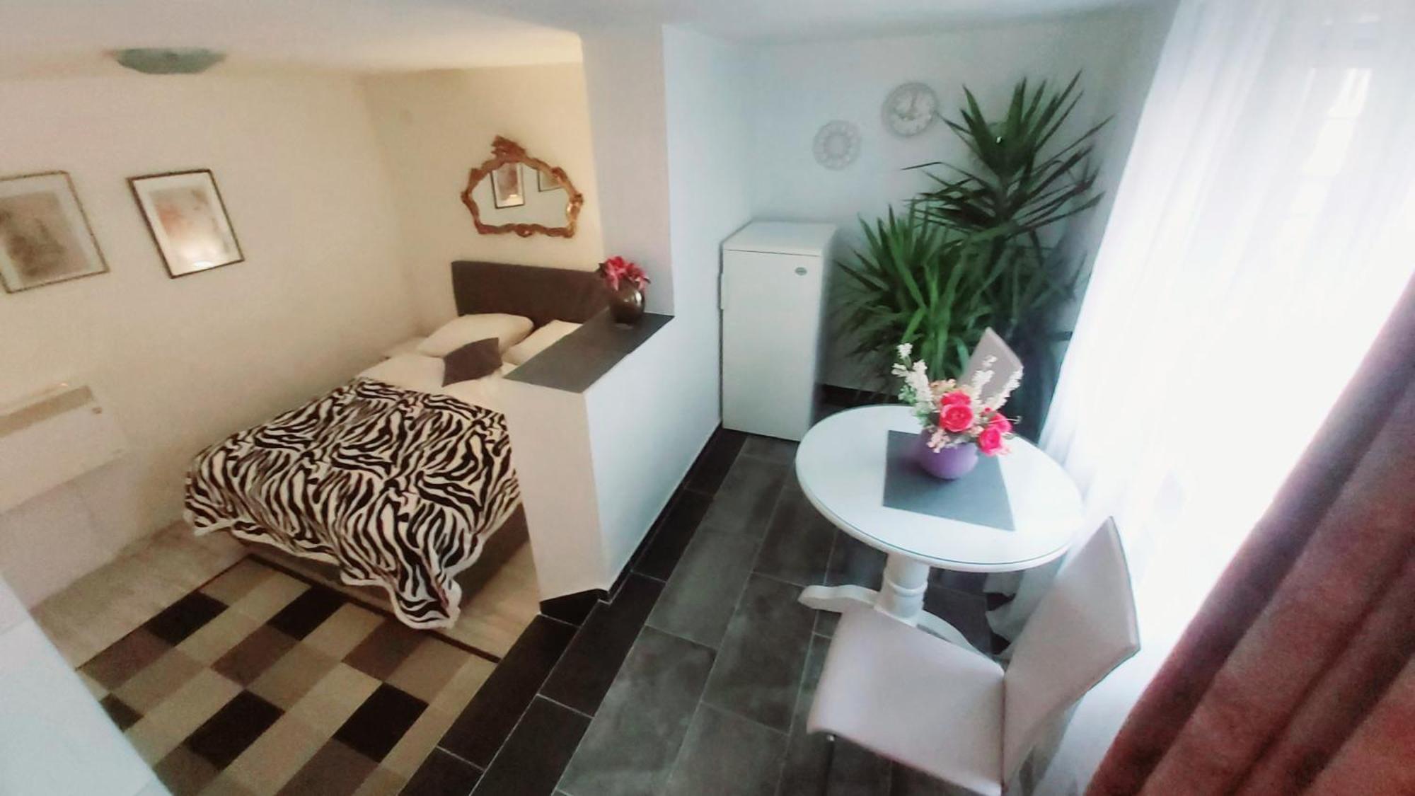 Apartman Andrea 4 บันยาลูกา ห้อง รูปภาพ